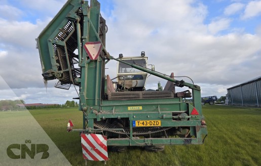 Foto van Rooinachine-Krakei