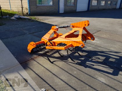 Tiltand cultivator 1.5 mtr met verkruimelrol