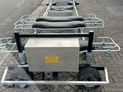 Overgewas wagen zelfrijdend-De Vette