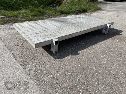 buisrail / hijsverwarming plateau