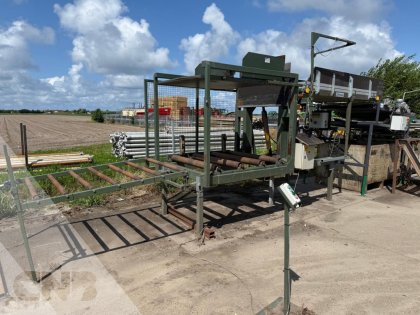 Kistenkantelstation AWB