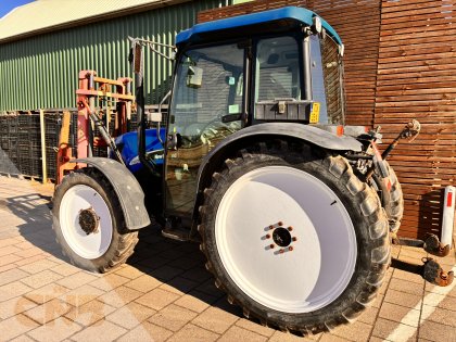 Tractor New Holland TN60DA