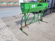 Foto van Basrijs rijenstrooier