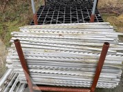 Foto van Aluminium sleufpalen